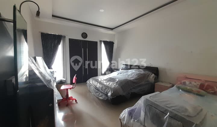Move-In Ready 3-Story House Permata Buana