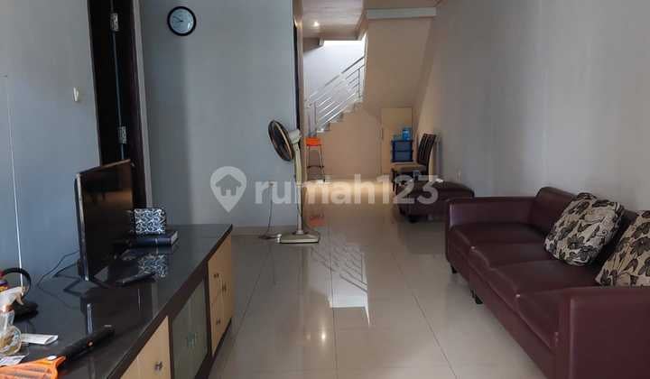 Rumah Siap Huni Green Ville Hadap Utara Dekat Jalan Raya Min Sewa 2 Tahun