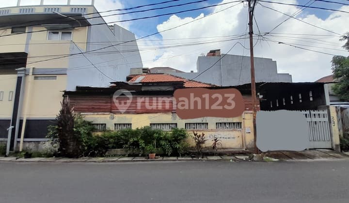 Rumah Tua Hitung Tanah Duri Kepa Hadap Selatan Bebas Banjir