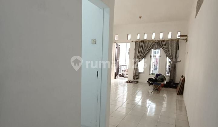 Ready-to-Occupy 2-Story House in Duri Kepa, South Facing, Near Cemetery