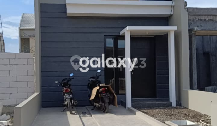 Rumah Grand Alana Regancy Gunung Anyar 2 Lantai Hadap Selatan