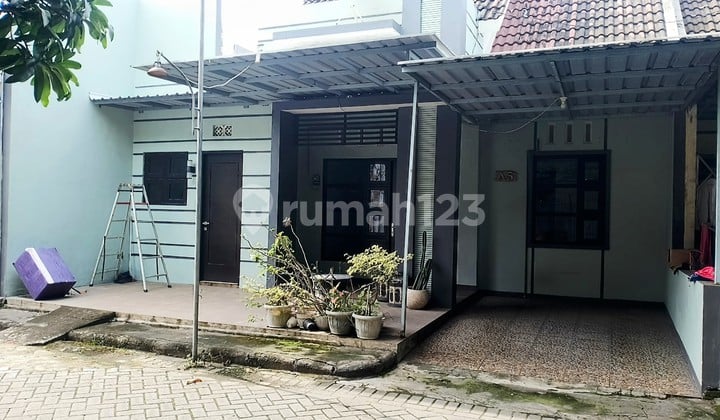 Rumah Siap Huni Dekt Kampus Unwaha Jombang