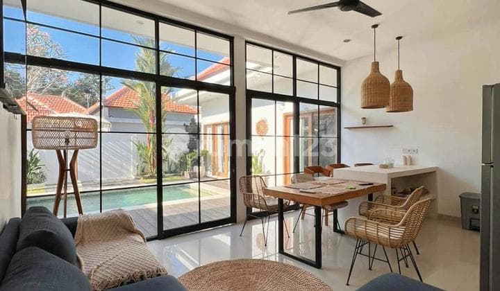 3 Bedrooms Villa For Rent Near Pererenan Beach At Tumbak Bayuh