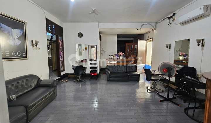 For Sale 4 Bedroom House in Central Gatsu Area Dk
