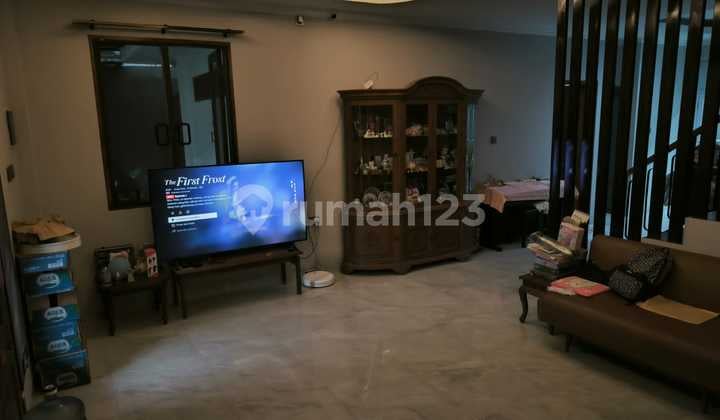 For Sale 2-Story House One Gate Near Toll Gate Cn