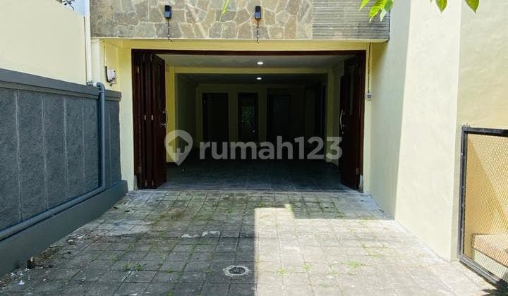 Rumah 3 Lantai Furnish Di Ungasan Wn