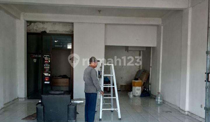 Ready to Occupy Ground Floor Shop Facing East in Denpasar Es/Sl