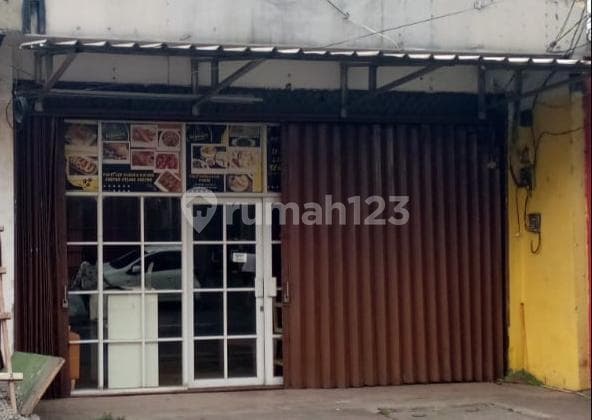 Dijual Ruang Usaha di Daerah Salemba, Jakarta Pusat