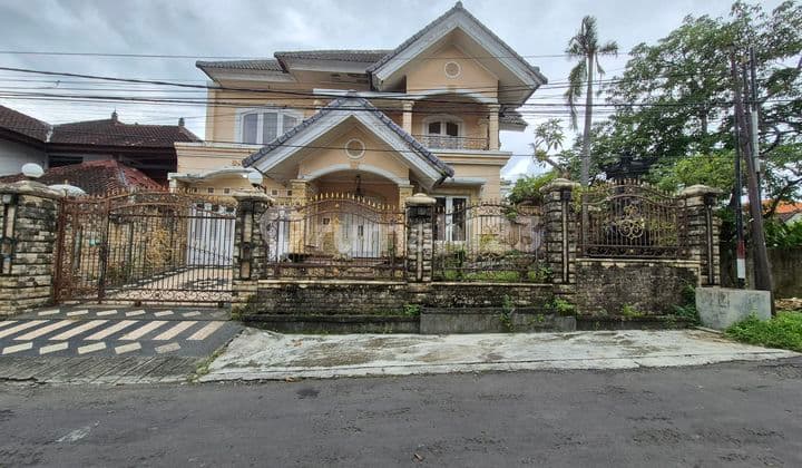 Old Money House Flood-Free in the Renon Area
