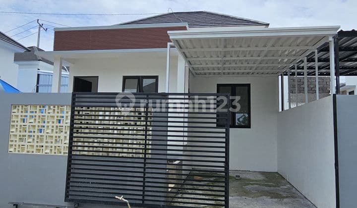 Rumah Baru Tipe 36/100 di Dalam Perumahan Nusa Dua Dekat Tol