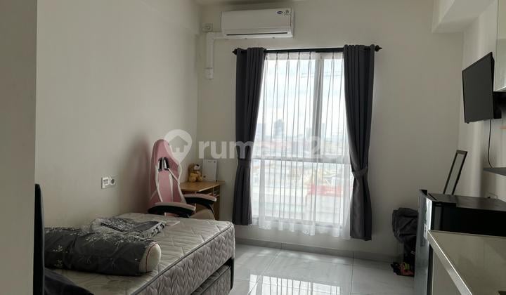 Dijual Apartemen Bagus Furnished SkyHouse Alam Sutera View Pool