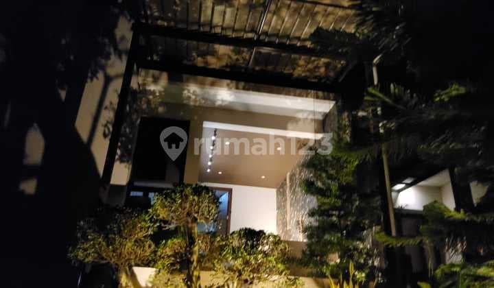 Dijual Cepat Rumah Bagus Furnished Cluster De Heliconia De Park Bsd City