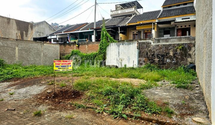 Tanah pinggir jalan desa di ujungberung pasirwangi dkt pasar uber