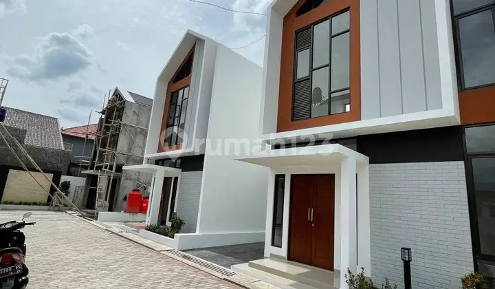 Readystock Rumah 2Lt di Arcamanik Kota Bandung Dkt Gedung Sate