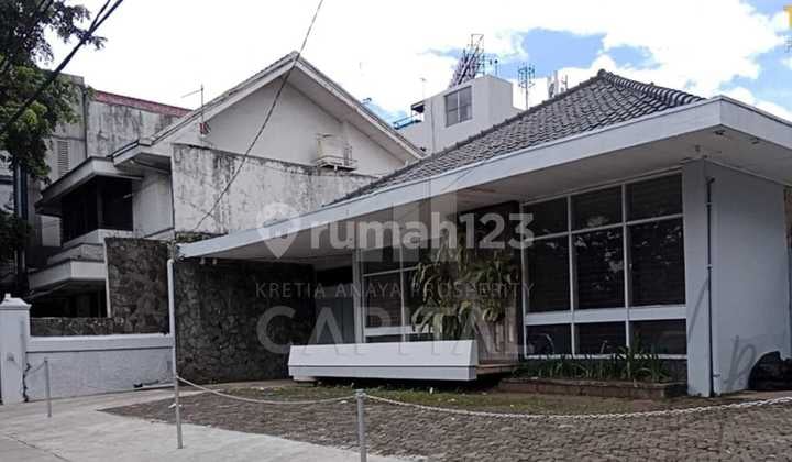 Rumah di Pasirkaliki dengan Jalan 2 Arah Cocok untuk Dipakai Berbagai Usaha