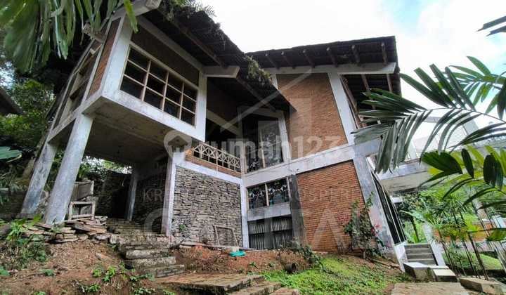Tanah Luas dan Bangunan dengan View Kota Bandung Cocok untuk Cafe atau Resto di Dago Ciburial