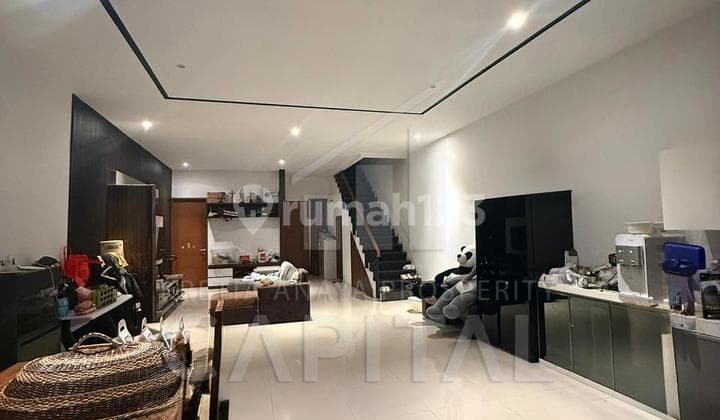 Rumah Minimalis Modern Unfurnished di Setraduta Bandung