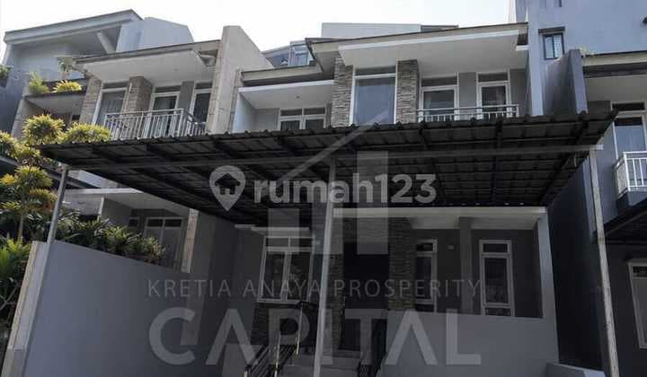 3-Story House in Cimahi Utara Cluster