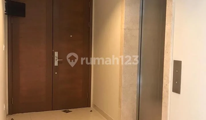 Dibawah Modal Condo Private Lift Taman Anggrek Residences 3Bedroom +1 Jakarta Barat Taman Anggrek Residences