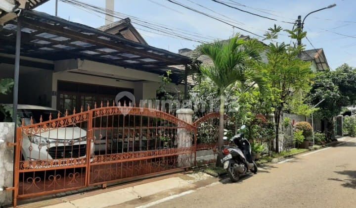 Rumah Asri Siaphuni Area Antapani.