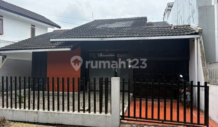 Dijual Rumah Golf Barat Arcamanik, Kota Bandung