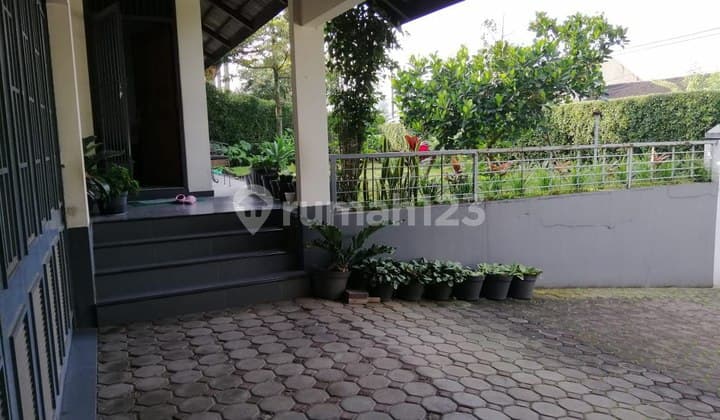 Rumah mewah area sutami pasteur. Sukahaji