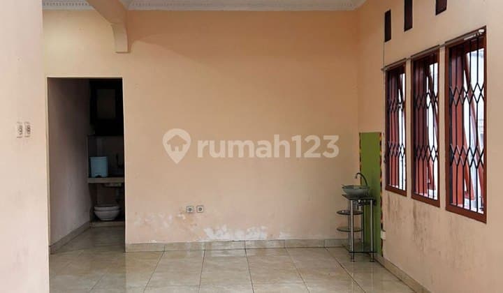 Rumah Blakang Rs Edelweis Jl. Cijawura Girang ,Buahbatu Bandung