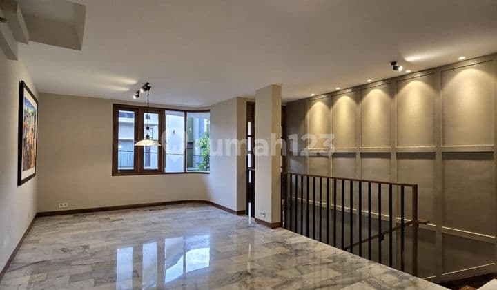 Rumah Mewah Modern Natural Tropis 3 Lantai Dkt Lrt Rawamangun