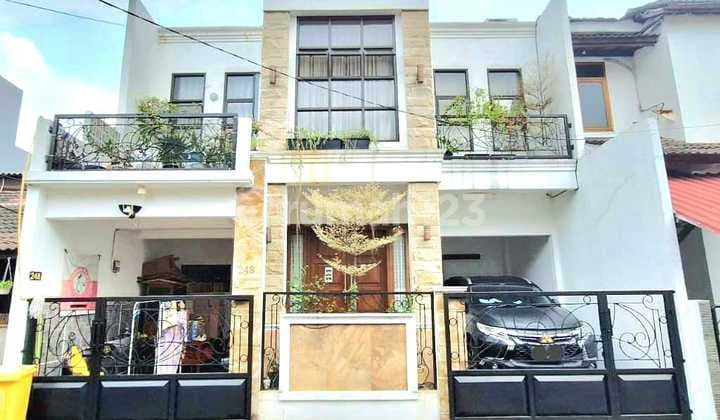 Rumah Mewah Murah Dalam Komplek di Cinere Depok