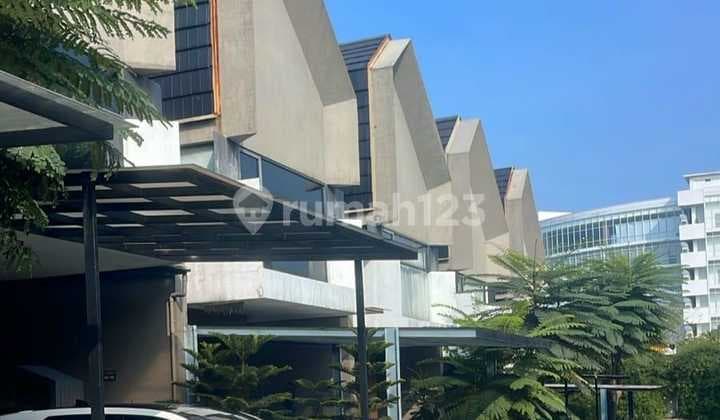 Turun Harga Rumah Bagus Siap Huni Dalam Townhouse di Bambu Apus