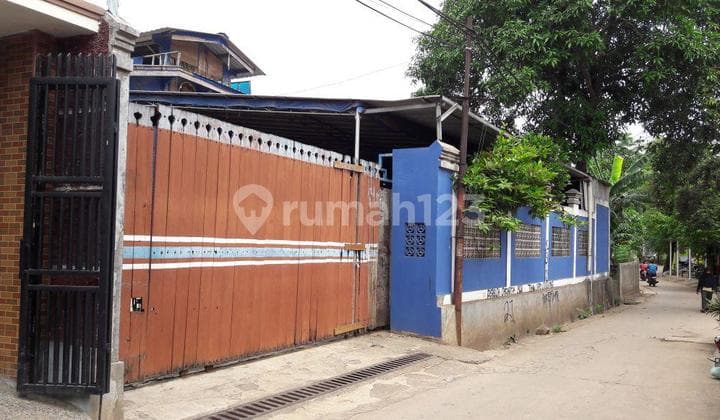 Tanah murah bonus Bangunan Workshop di Narogong Bekasi Barat