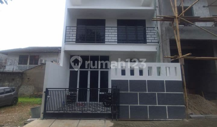 Rumah Bagus Siap Huni Bebas Banjir di Pondok Kelapa Jakarta Timur
