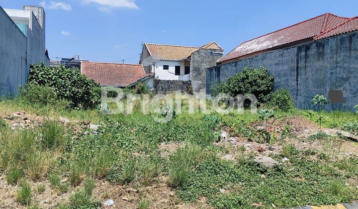 TANAH BESAR LT 540 m2 Jalan Boulevard PBI Araya malang