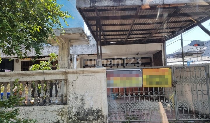 Rumah Tua Hitung Tanah di Bojong Indah Jakarta Barat Rumah Tua Hitung Tanah di Bojong Indah Jakarta Barat