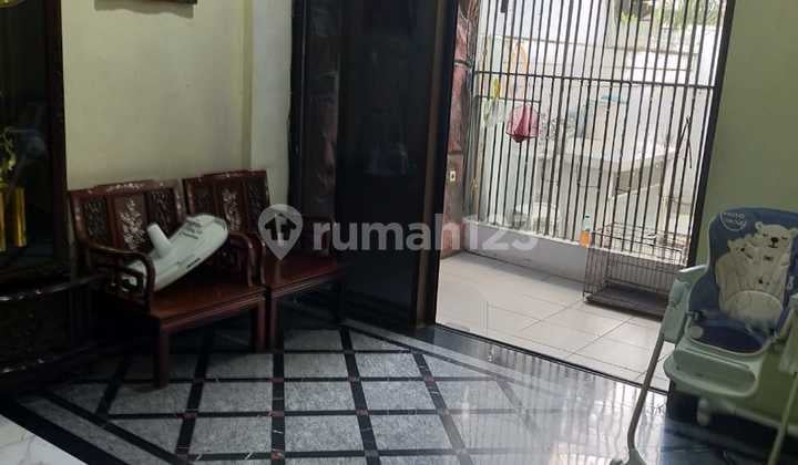 Rumah 3 Lantai Siap Huni di Mangga Besar Jakarta Barat Lokasi Oke