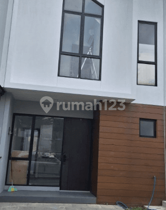 Rumah Siap Huni di Citra Garden Puri Jakarta Barat