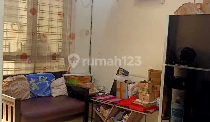 Rumah Bagus dan Terawat di Perum Kosambi Jakarta Barat