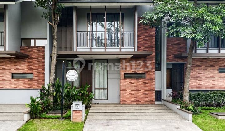 Rumah Bagus di Cluster Suvarna Sutera Cluster Dakota Tangerang Nego