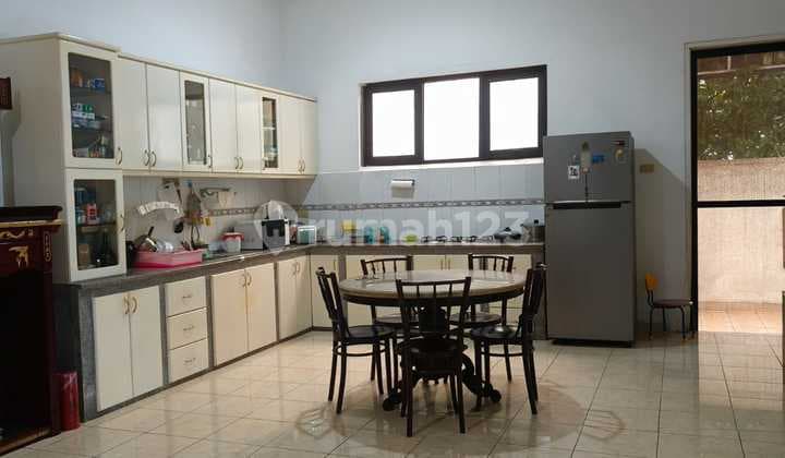 Ready-to-Occupy House in Muara Karang, North Jakarta Strategic Location