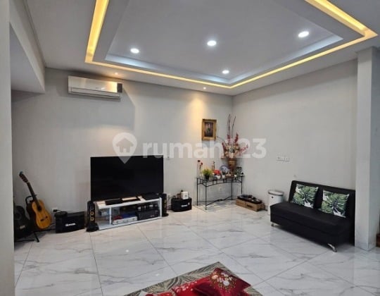 Rumah Cantik Di Greenlake City Cluster Amerika Latin Boulevard Rumah Cantik Di Greenlake City Cluster Amerika Latin Boulevard