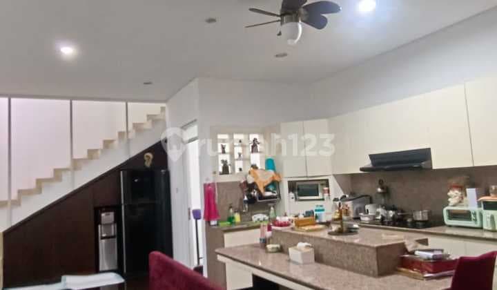 Rumah Bagus Siap Huni di Bojong Indah Jakarta Barat Strategis