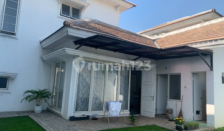 Rumah Minimalis Modern 2lt ,cantik ,bersih dan rapi ,siap huni ,nyaman dan Asri.