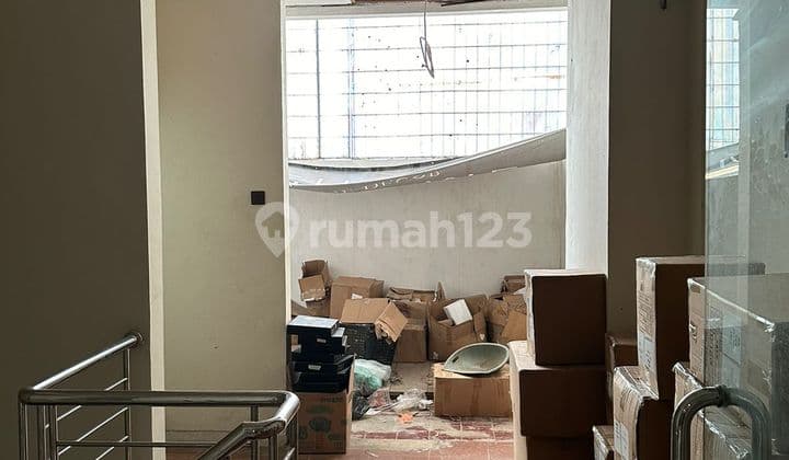 Ruko 3 Lantai Siap Pakai di Gading Serpong Tangerang Strategis
