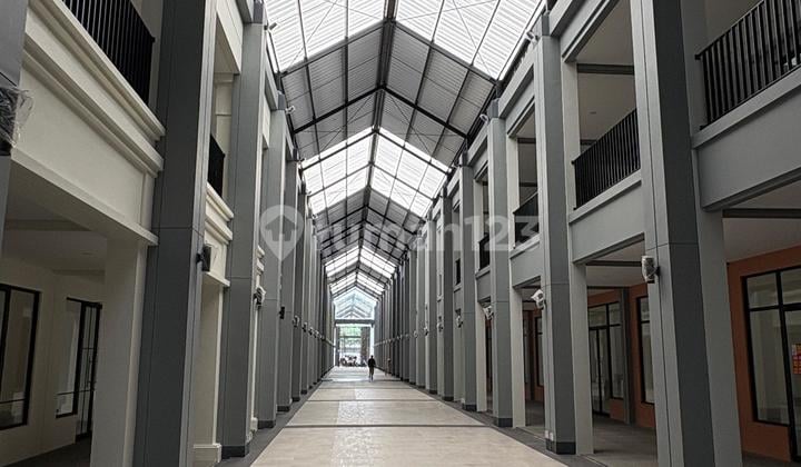 Di Sewakan Ruko 3Lt Hudson Arcade Boulevard Siap Pakai Masih Fresh Gading Serpong