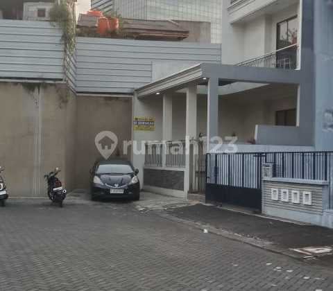 Rumah 2lt Minimalis modern dalam Komplek Puri Media,siap huni,sudah rapi dan bersih.