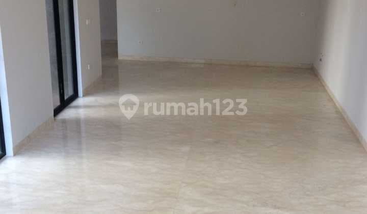 Very Nice and Beautiful House in Emerald Cove Gading Serpong Tangerang