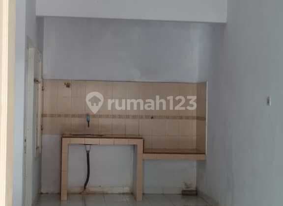 Di Sewa Rumah Minimalis Sederhana..sdh di Cat Bersih Rapi Poris Cipondoh