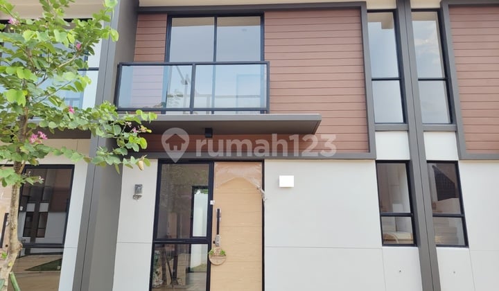 Rumah Siap Huni di Cendana Peak Lippo Karawaci Strategis