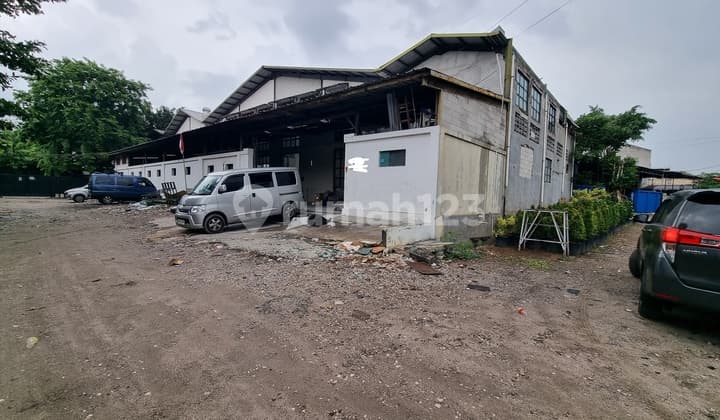 Dijual Gudang Karang Tengah Bisa Masuk Container