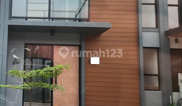 Rumah Siap Huni di Cendana Peak di Lippo Karawaci Tangerang Nego